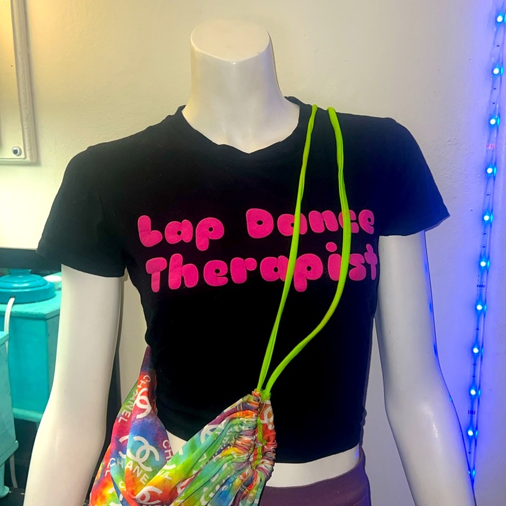 Lap Dance Therapist Baby Tee💕🖤😉
